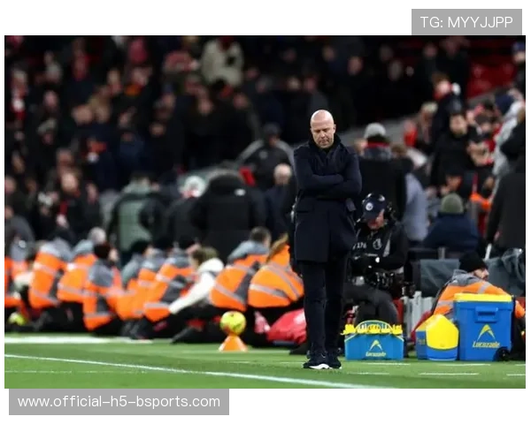 杰拉德：斯洛特不应再揪着对手低位防守的话题了，他应该解决问题-直播吧